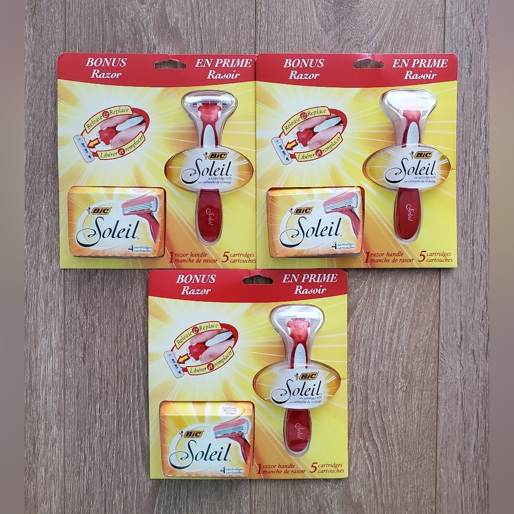 Lot of 3 Bic Soleil Razors and Refills